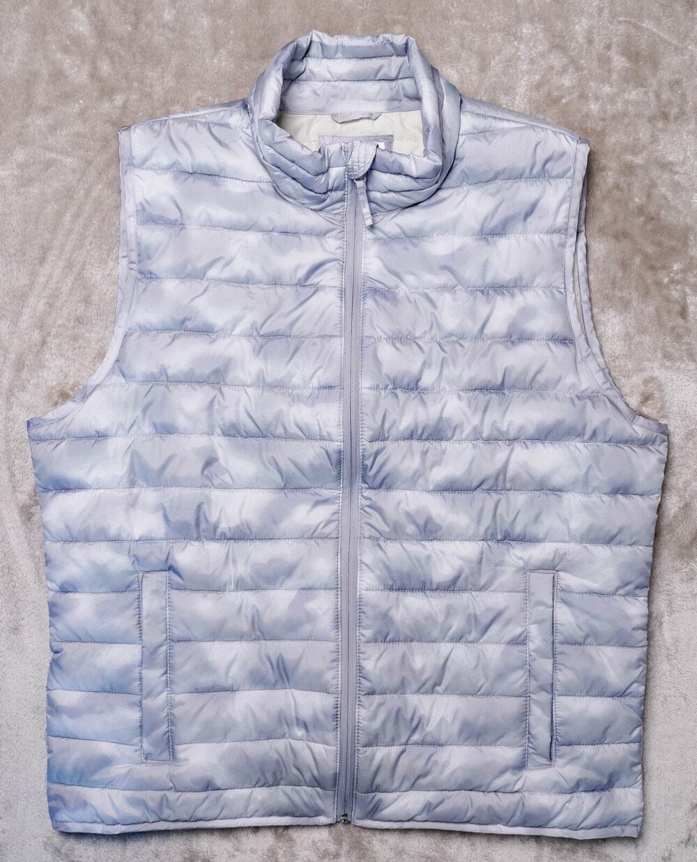GAP Gray White Camouflage Camo Cold Control Full Zip Puffer Vest Mens Size L